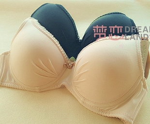 华宝莉文胸聚拢上托光面无痕2007舒适有钢圈两排扣中厚中模杯内衣