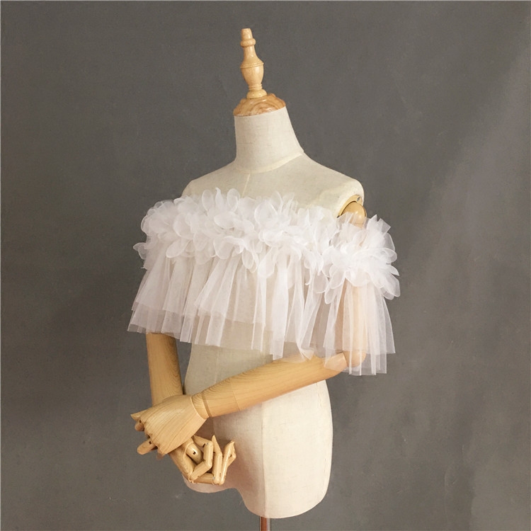 凯蒂婚饰2017新款夏季一字领网纱立体花朵公主肩纱抹胸婚纱披肩