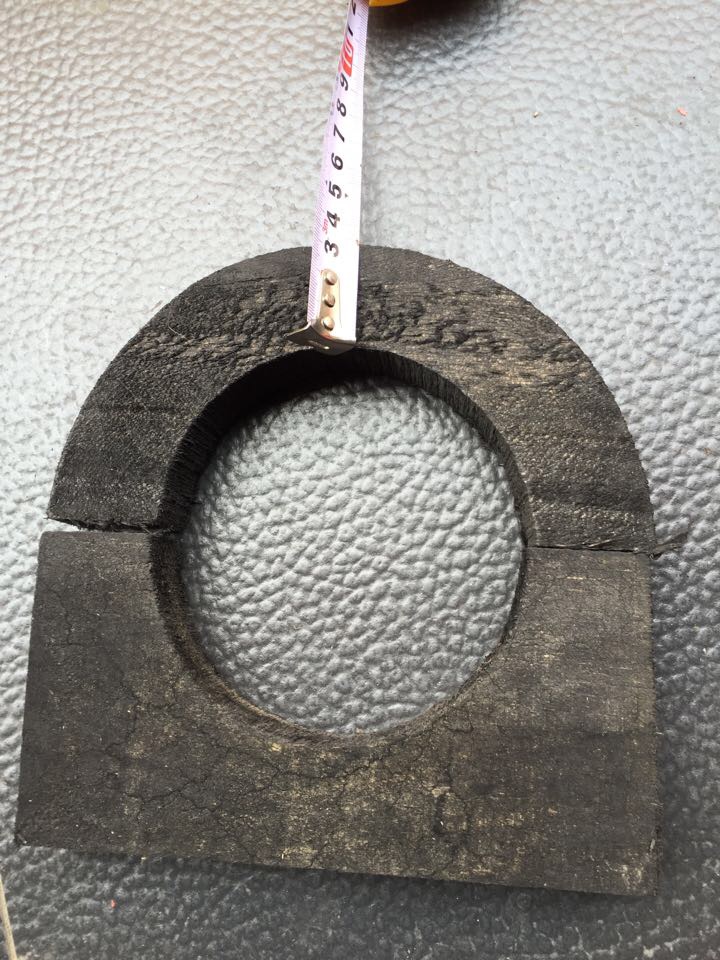 厂家特价直销中央空调管道固定木托铁卡垫木抱箍管托横担配螺母