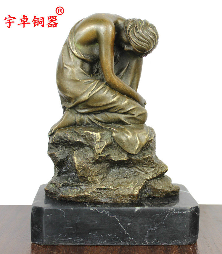 宇卓铜器纯铜欧式人物抱脚少女欧式美女铜雕塑铜艺术品摆件