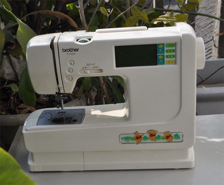日本原装兄弟牌家用缝纫机电脑绣花P-5500薄型缝纫机刺绣机维尼款