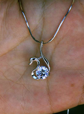 钻石925纯银蛇骨链吊坠