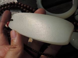 小鸭铺子--李明亲工独占鳌头，和田籽料满皮壳，带收藏证书。