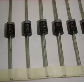 直插超快速二极管DO-201AD BYV28-200 200V  大量库存现货