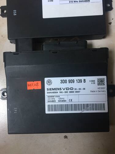 大众辉腾防盗电脑板J518 3D0 90139 D  各种号码