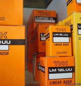 日本THK直线轴承ST6/8/10/12/16/20/25/30/35/40/45/50/60UUB