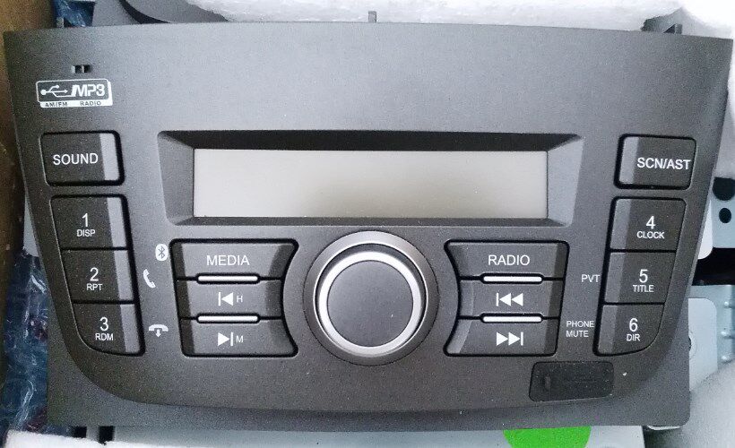 别克新凯越原厂蓝牙USB主机(无CD机芯) 改08-15款凯越USB收音机