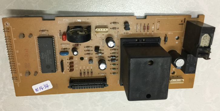 原装拆机，没修过，实物拍图，默认韵达，当天发货 买电视主板的亲，请看清标题的屏型号