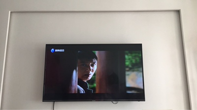 【画质对比】创维65M9和海信H65E3A哪个好，亮度质感哪个更佳？