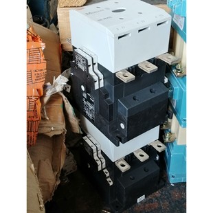 穆勒接触器有2台 议价DlL 250V交直流 110 M225