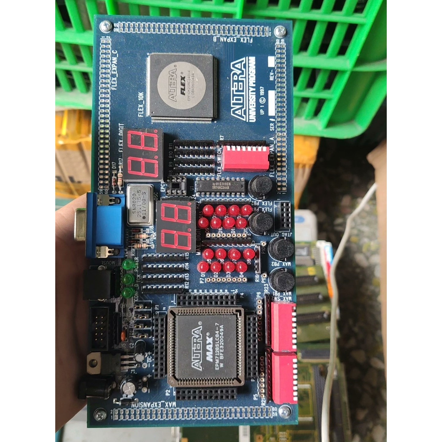 议价Altera CPLD EPM7128SLC84开发板,A