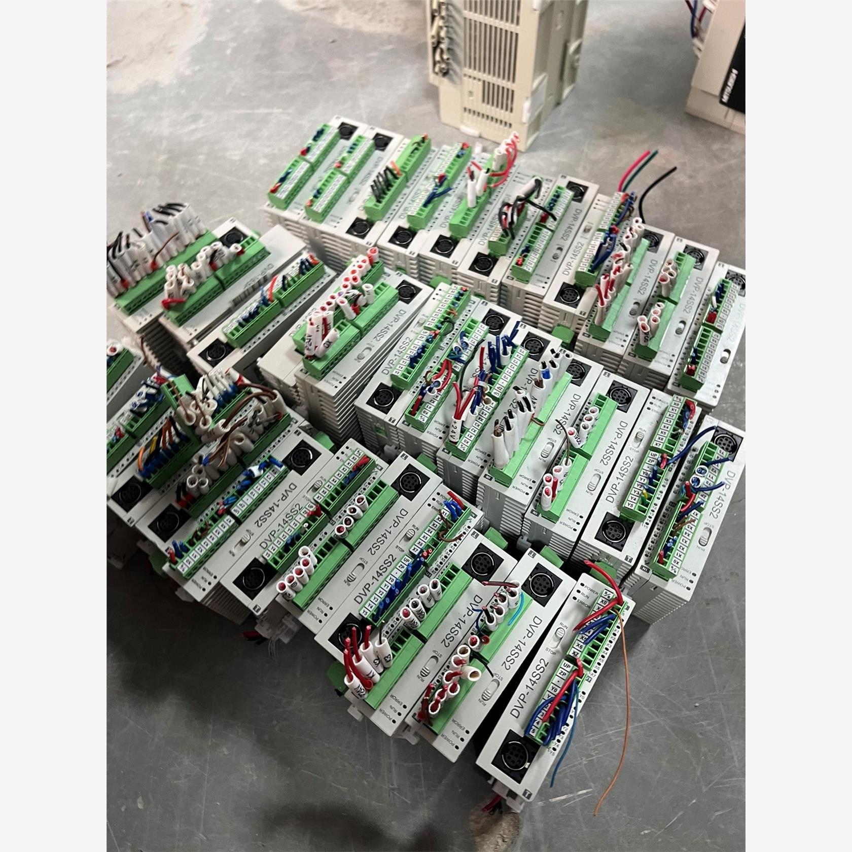 议价台达plc dvp14ss211t dvp16sp1