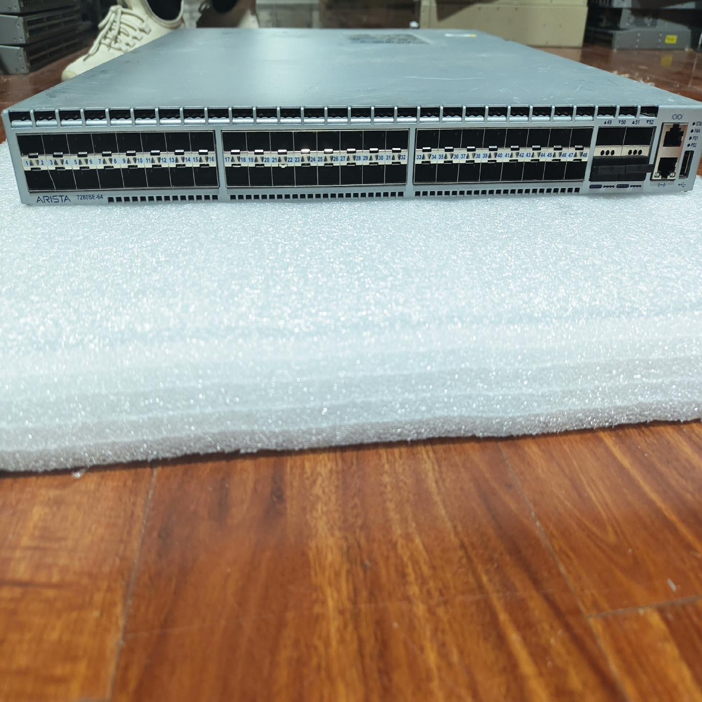 议价（久久设备）arist dcs-7280se-64