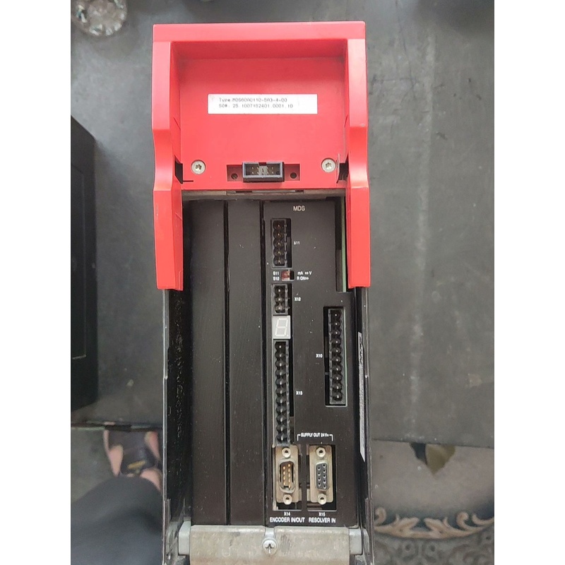 议价MDS60A0110-5A3-4-00 SEW伺服控制器，