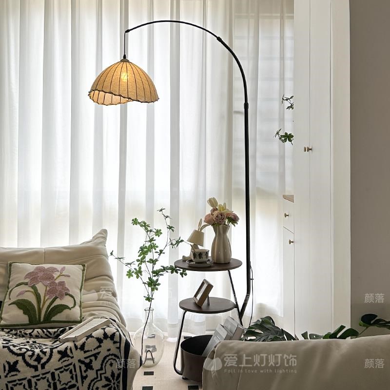 2024新款中古客厅钓鱼灯落地灯置物架一体美式复古沙发旁边氛围灯