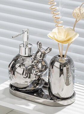 RI0T浴室轻奢香水香薰装饰洗手台面收纳托盘S摆件家用卫生间乳