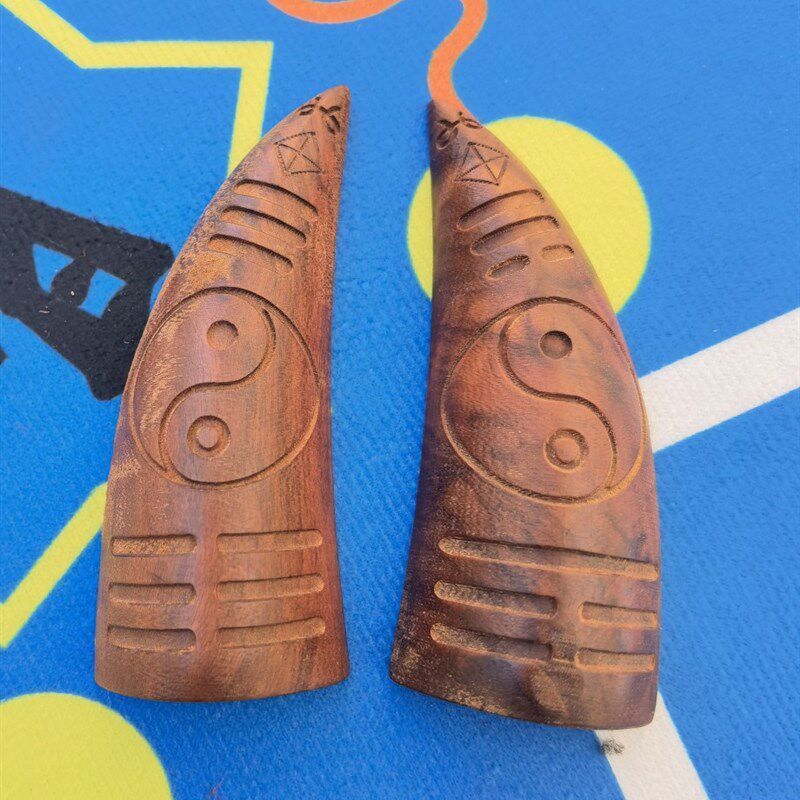 雷击枣木圣杯木卦茭杯羊角卦牛角卦九j宫八卦道家用品圣杯木卦