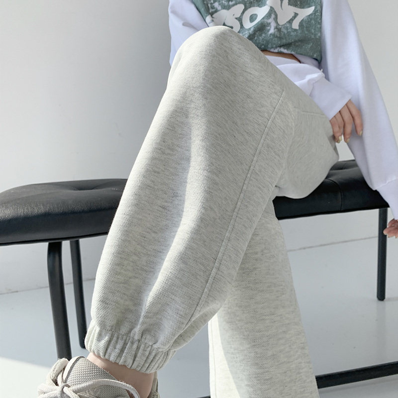 白灰色运动裤女2023春夏新款显瘦宽J松束脚高街小个子休闲卫裤
