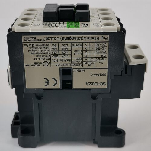 新品原装常熟富士交流接触器SC-E02A  SC-E0J5A E03A E04A电梯接
