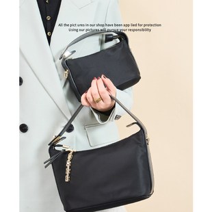 包包女款手提包尼龙包小众百搭斜挎包质感斜挎小包上班小拎包女包