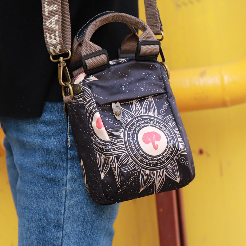 潮流竖款时尚外出多层斜挎包牛津布迷你撞色手机包便携手拎女小包,箱包皮具/热销女包/男包,手机包,淘宝优惠券,粉丝福利购,淘宝优惠卷