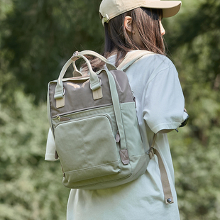 大学生简约双肩包女高级感大容量户外出行旅游揹包男2023新款书包