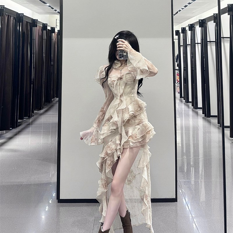 甜辣妹荷叶边吊带连衣裙仙女夏季碎花裙子不规则气质海边沙滩长裙