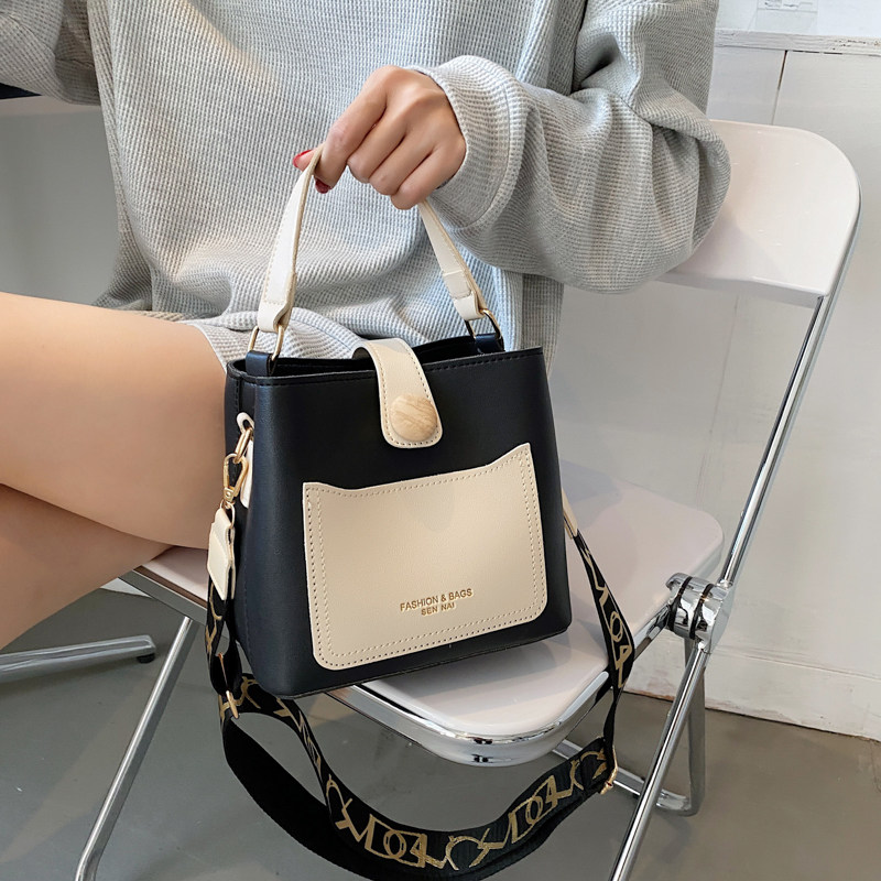 高级感小包包女2022新款潮时尚网红单肩水桶包洋气百搭宽带斜挎包,箱包皮具/热销女包/男包,水桶包,淘宝优惠券,粉丝福利购,淘宝优惠卷