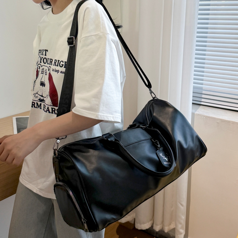 皮质旅行包男款大容量单肩斜挎手提包运动游泳健身包出差行李包女