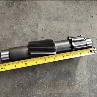 五征农用三轮车原l车配件 变速箱十挡四轴 13牙斜齿轴26长