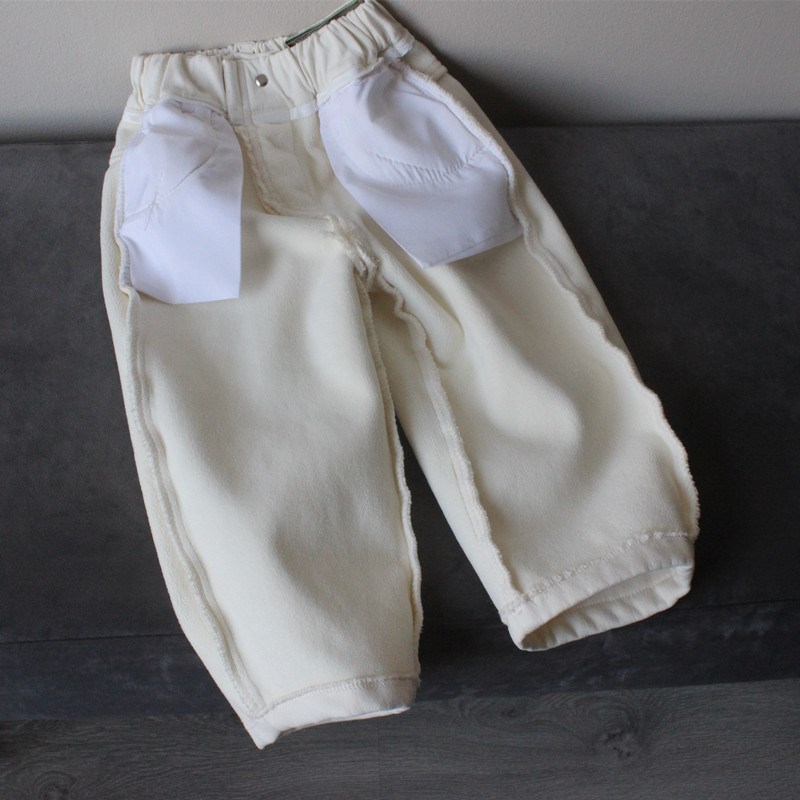 男女童白色加绒牛仔裤2024冬季新款儿童百搭裤子中小童