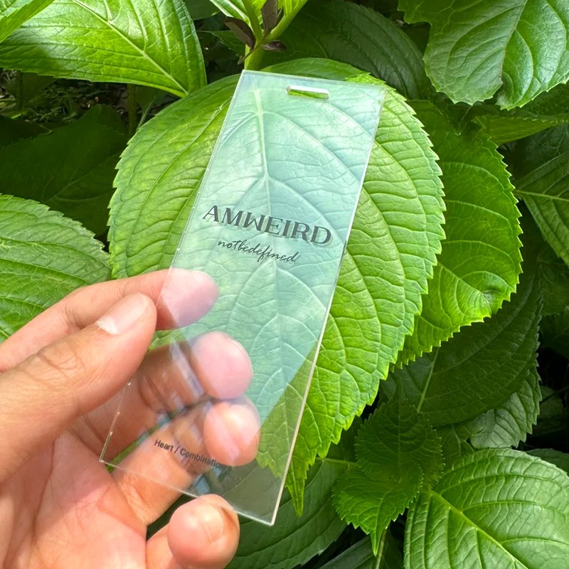 亚克力透明吊牌定制logo衣服圆形卡片商标服装店价格标签吊卡印刷图片