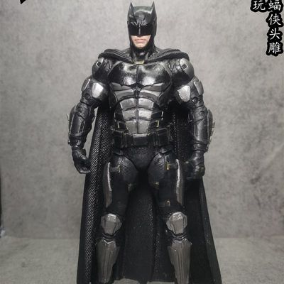 麦克法兰中甲蝙蝠侠头雕 战术装甲mezco 1/L12 6寸人偶模型手办7