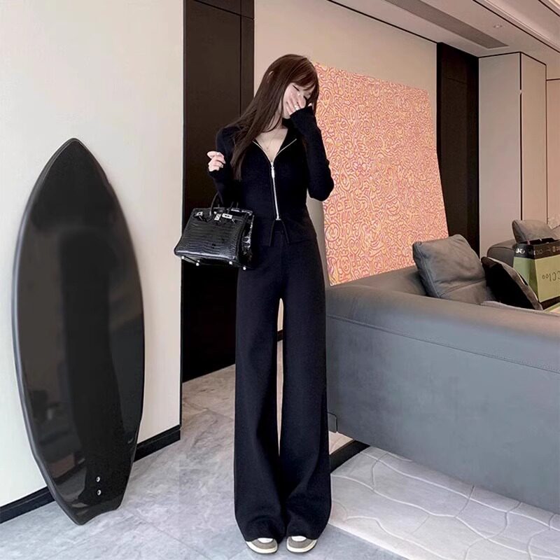 2023年秋冬季休闲针u织套装名媛女神范时尚减龄阔腿裤两件套