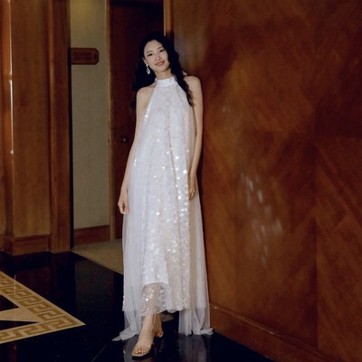 wakeup醒来白色亮片新娘敬酒服小个子超仙显瘦礼服小众轻婚纱晨袍