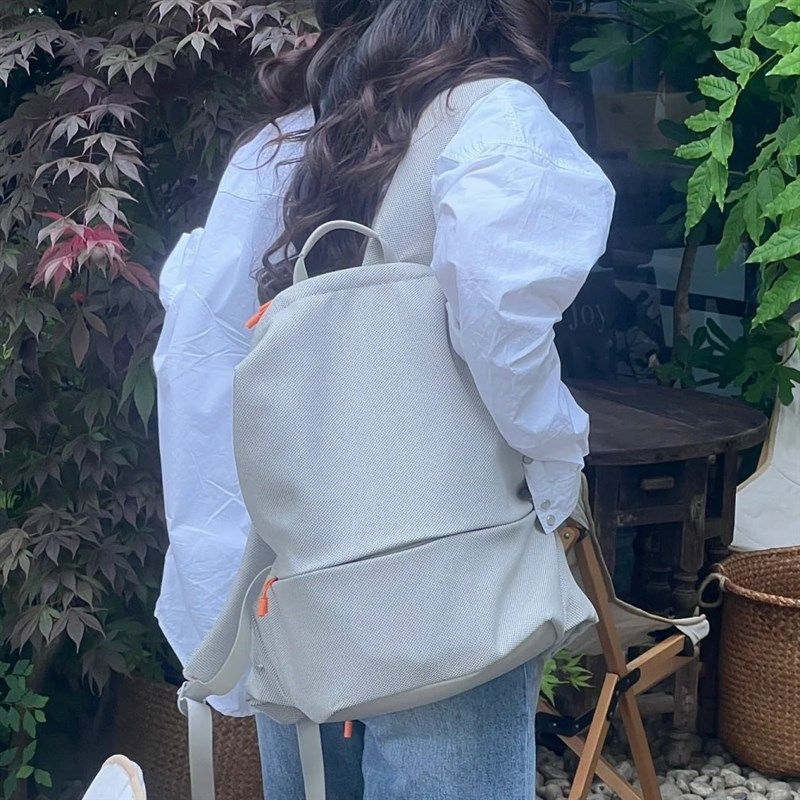 多功能旅行双肩包男女新款休闲防水大容量出差上班通勤背包电脑包