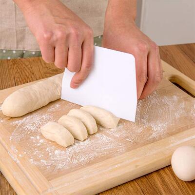 推荐Pastry Cutter Plastic Cake Spatulas Dough Scraper Trapez