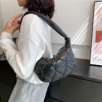 推荐Fashion Shoulder Handbags Solid Color Cotton Padded Quil