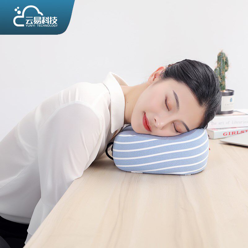 云易科技U型按摩枕p颈椎按摩器颈部揉捏热敷按摩枕头出差旅行