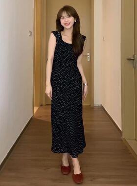 茶歇法式气质黑色波点碎花无袖连衣裙子女春秋2024早春装新款长裙