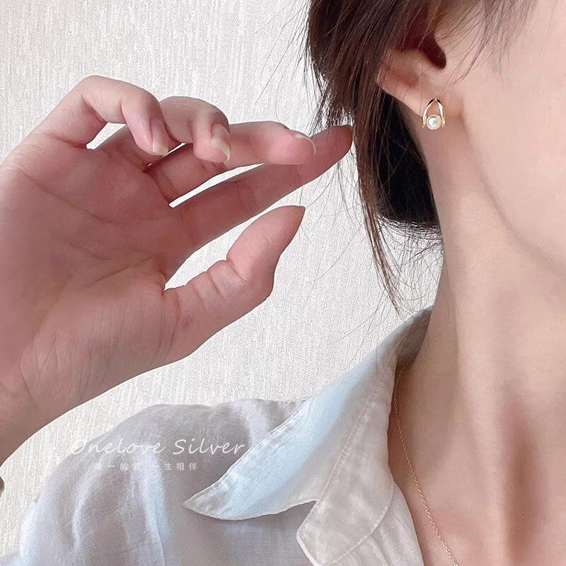 工厂销法式简约珍珠项链女款20z24新款爆款几何时尚气质锁骨链女
