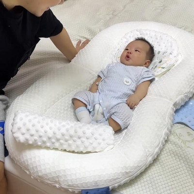 床中床婴儿新生防惊跳吐呛奶压哄睡防压宝宝外出S安抚神器睡觉睡