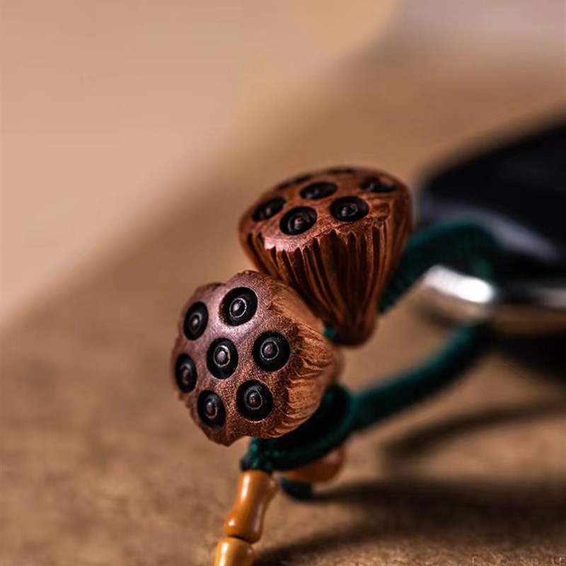现货天然菩提果刻制莲花汽u车钥匙扣精致挂饰创意桃木莲蓬男女文