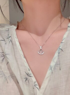 清冷感新中式玉髓银杏叶吊坠项链配饰女款轻奢小众锁骨链高级颈链