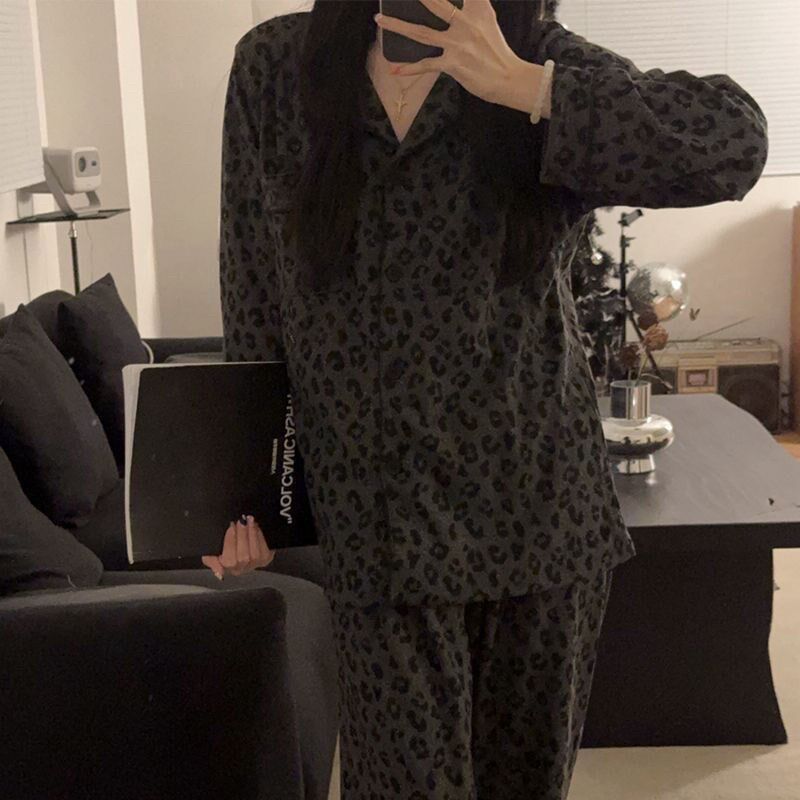 特大码300斤黑色豹纹德绒睡衣女秋冬新款加厚保暖宽松家居服套装