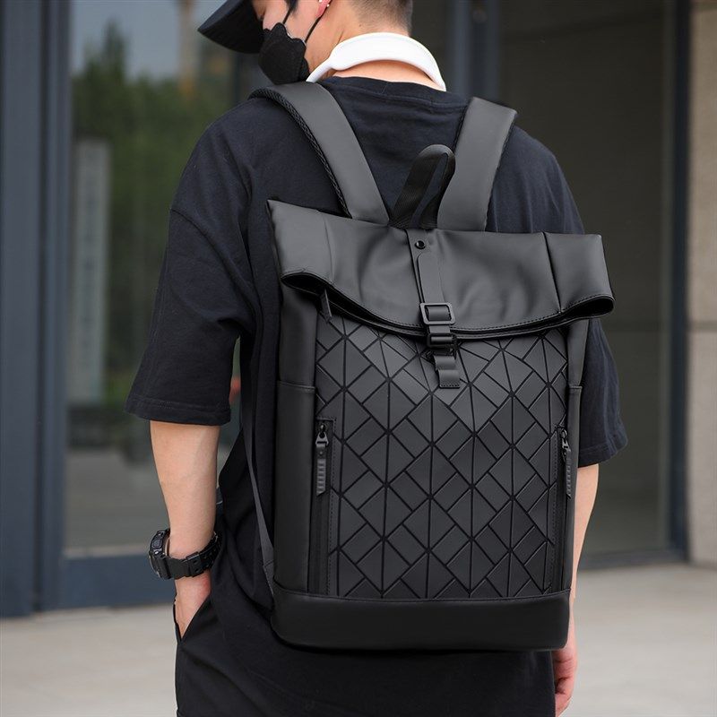 双肩包男骑行背包多功能运动背包轻便韩版高级感小众潮流学生书包