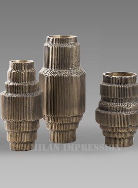 花瓶2021新款工业风摆件金属现代北欧简约样板房客厅个性软装饰品