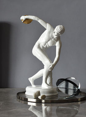 北欧轻奢掷铁饼人物运动员雕塑摆件现代简约书房客厅样板间装饰品