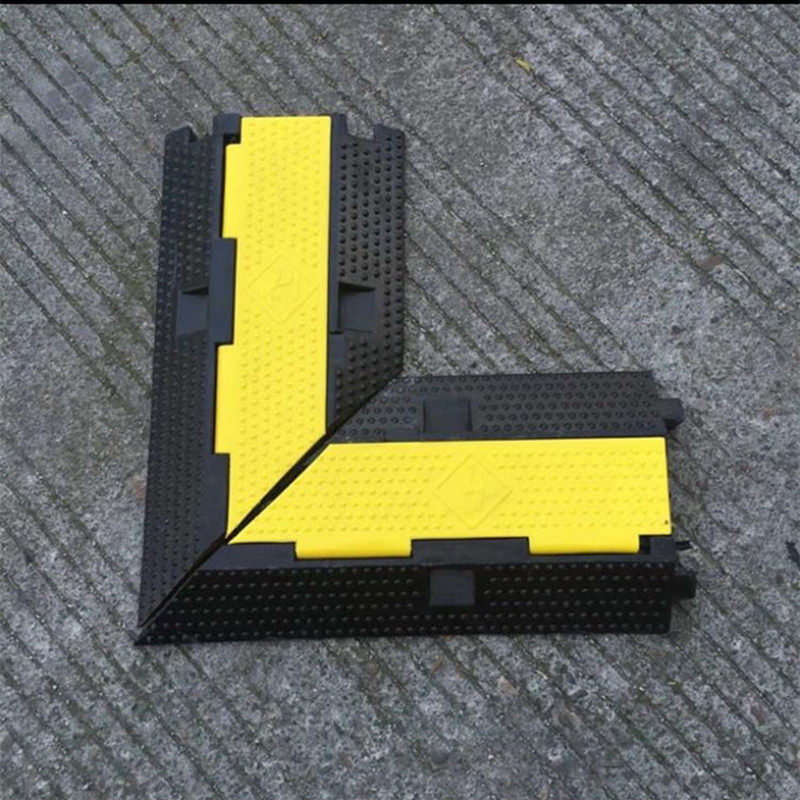 橡胶线槽减速带弯头直角45度90度转角过线板电线护线舞台铺线板