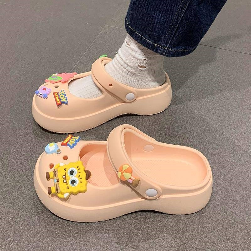 女童洞洞鞋新款儿童外穿防滑公主洋气夏季拖鞋软底女孩卡通沙滩鞋